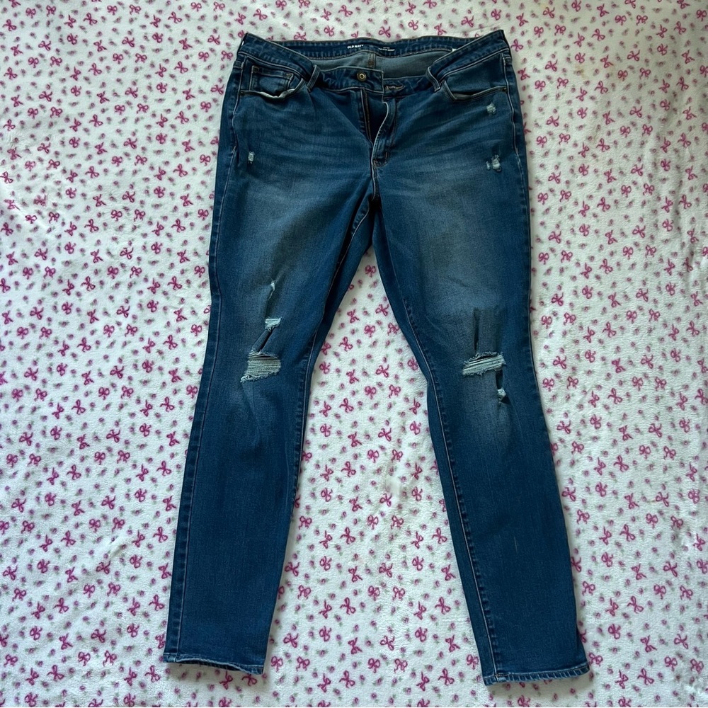 Women's Distressed Jeans